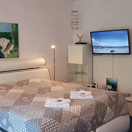 Apartment Residenz Seeblick, Mit Balkon Und Seitlichem Ostseeblick