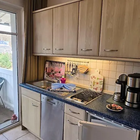 Apartment Residenz Seeblick, Mit Balkon Und Seitlichem Ostseeblick